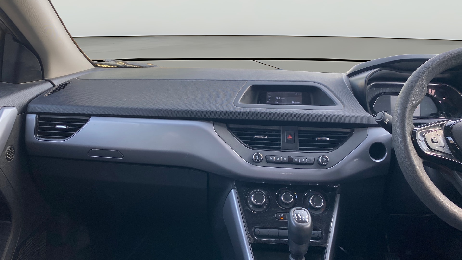 View 2022 Tata Nexon Revotron XE Image 17 Used 2022 Tata Nexon Revotron XE Image 17