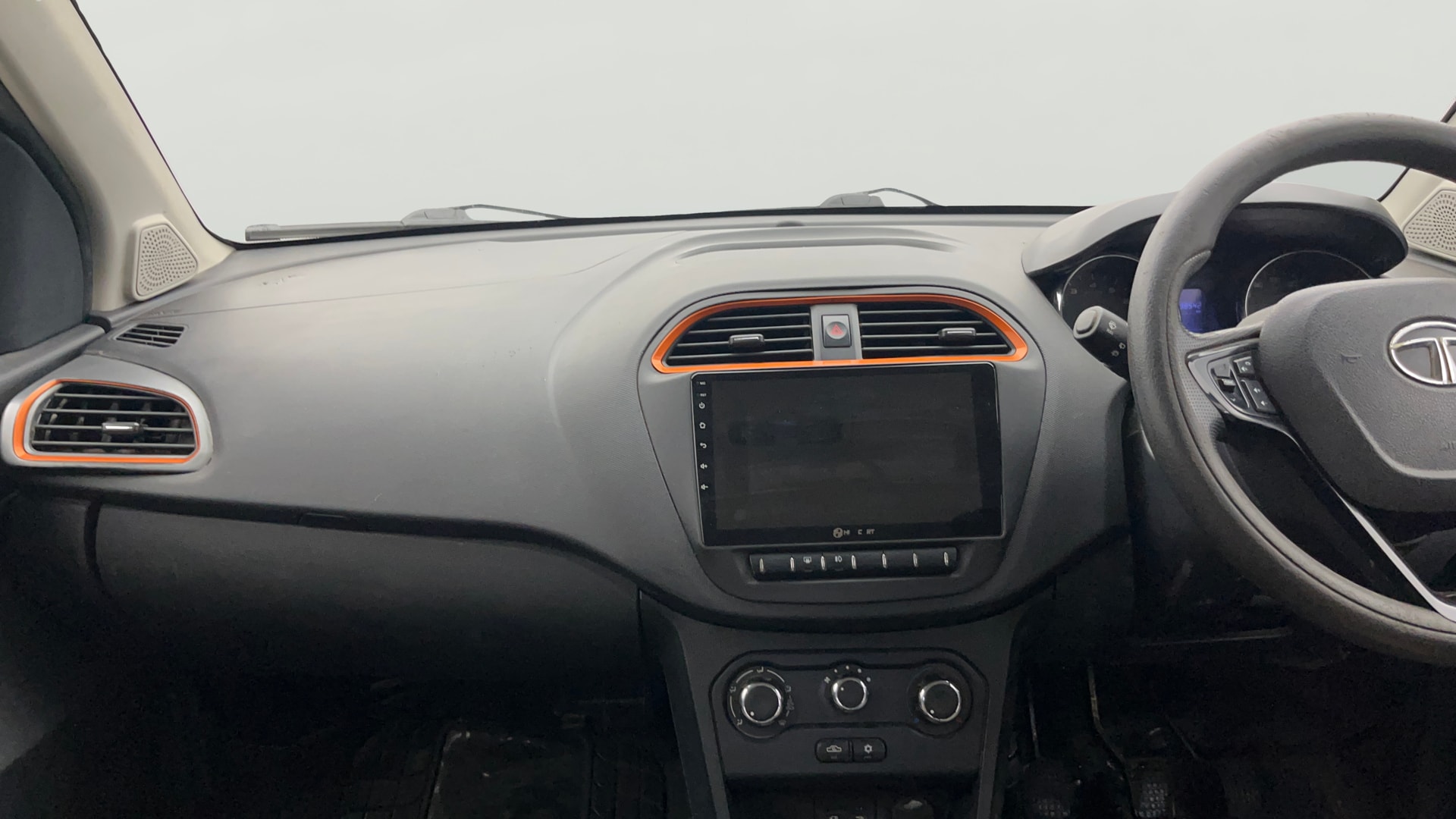 Used 2018 Tata Tiago NRG Used 2018 Tata Tiago NRG