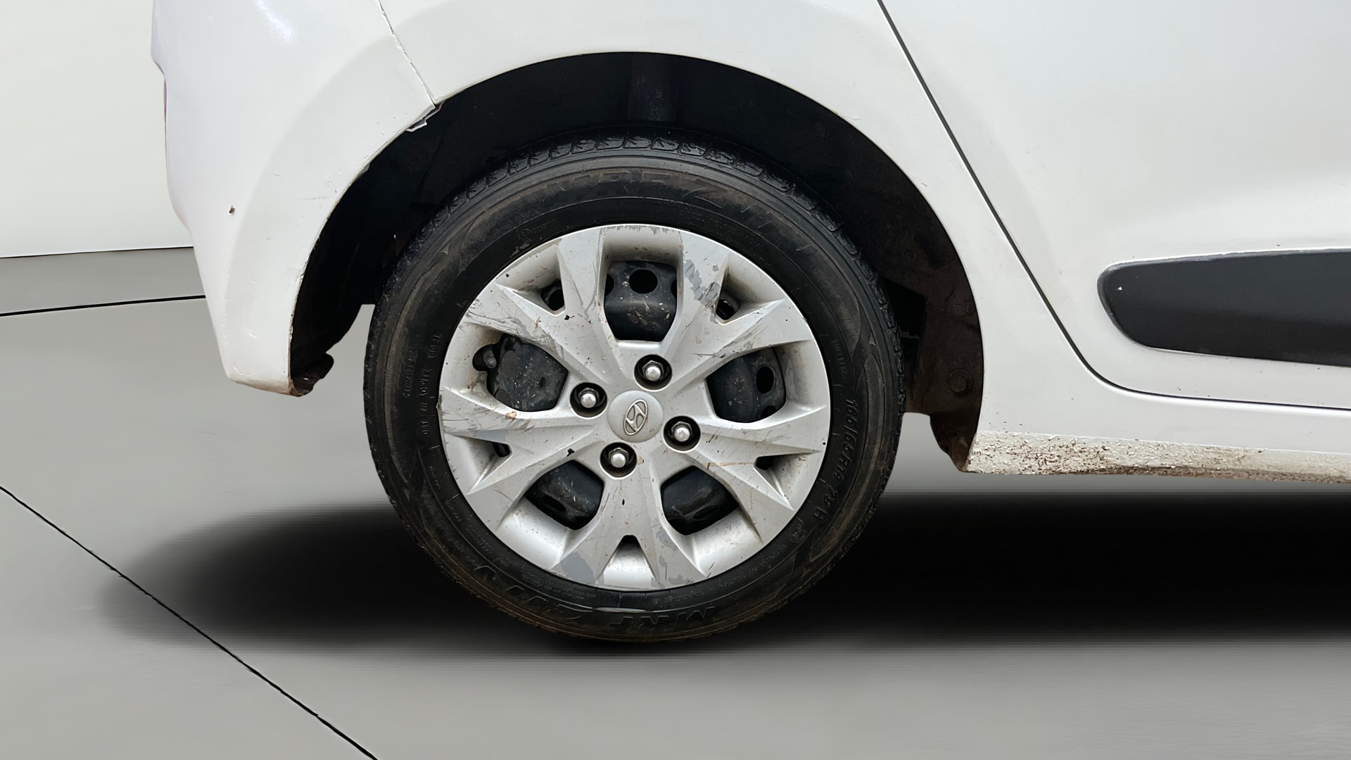 View 2016 Hyundai Grand i10 Sportz 1.2 Kappa Image 31 Used 2016 Hyundai Grand i10 Sportz 1.2 Kappa Image 31