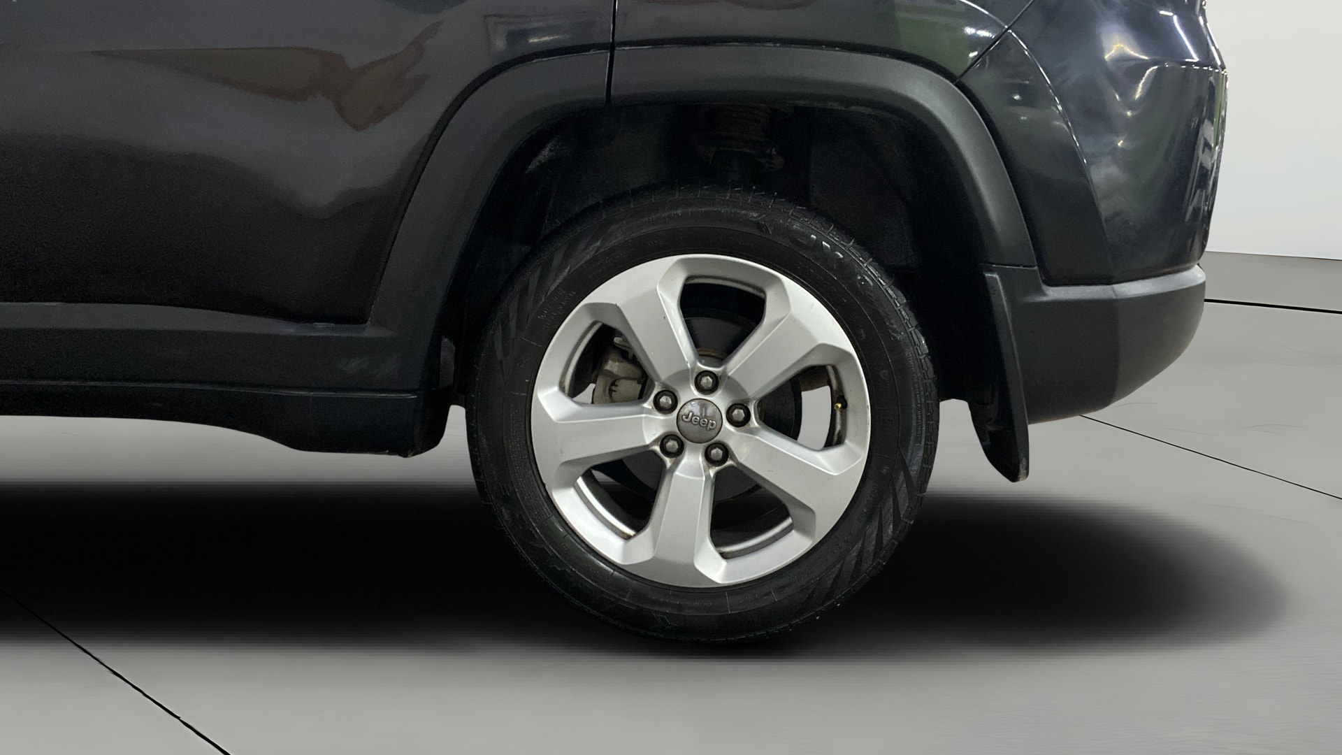 View 2020 Jeep Compass Longitude (O) 2.0 Diesel MT Image 12 Used 2020 Jeep Compass Longitude (O) 2.0 Diesel MT Image 12