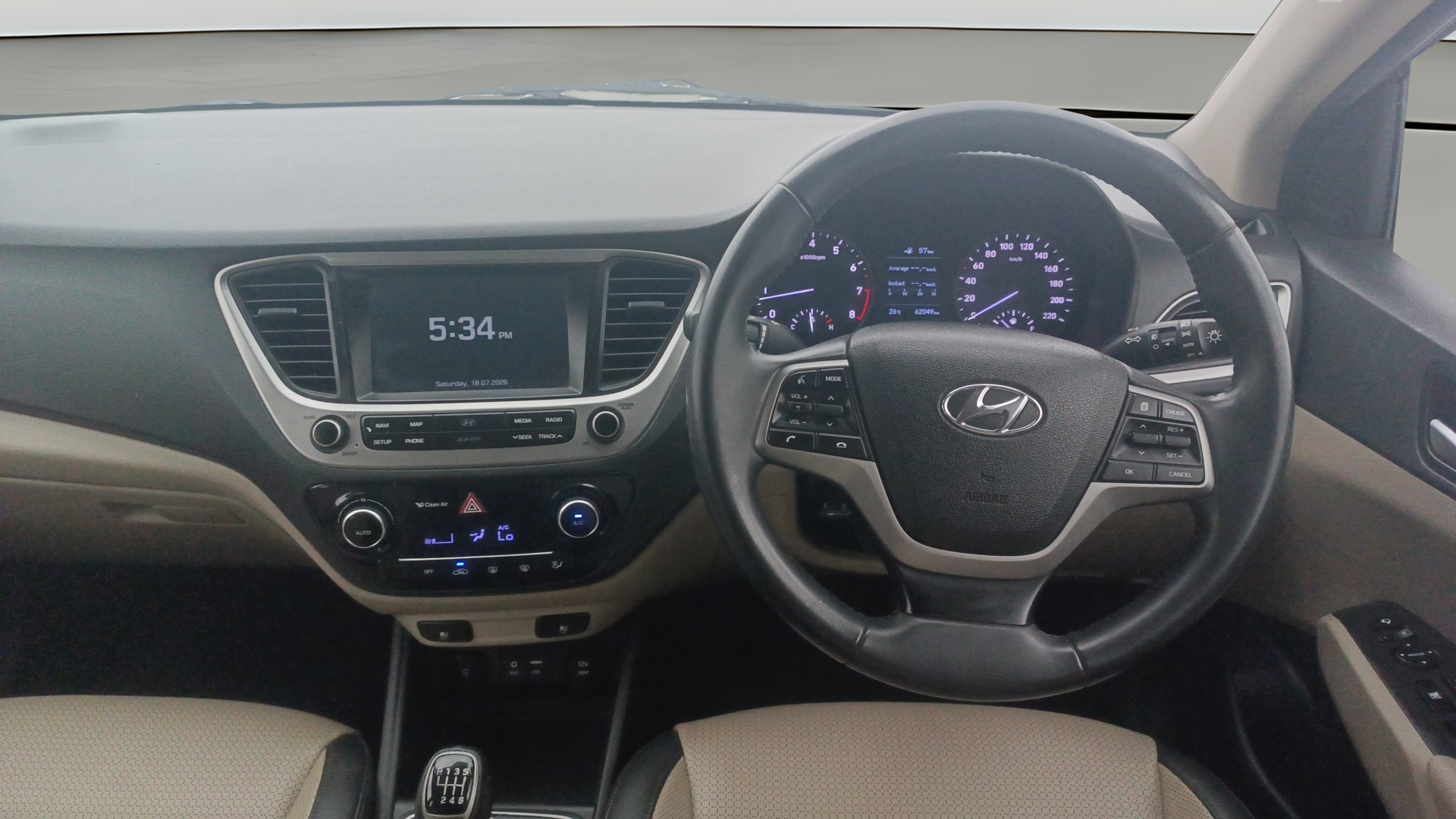 View 2018 Hyundai Verna 1.6 VTVT SX Image 13 Used 2018 Hyundai Verna 1.6 VTVT SX Image 13
