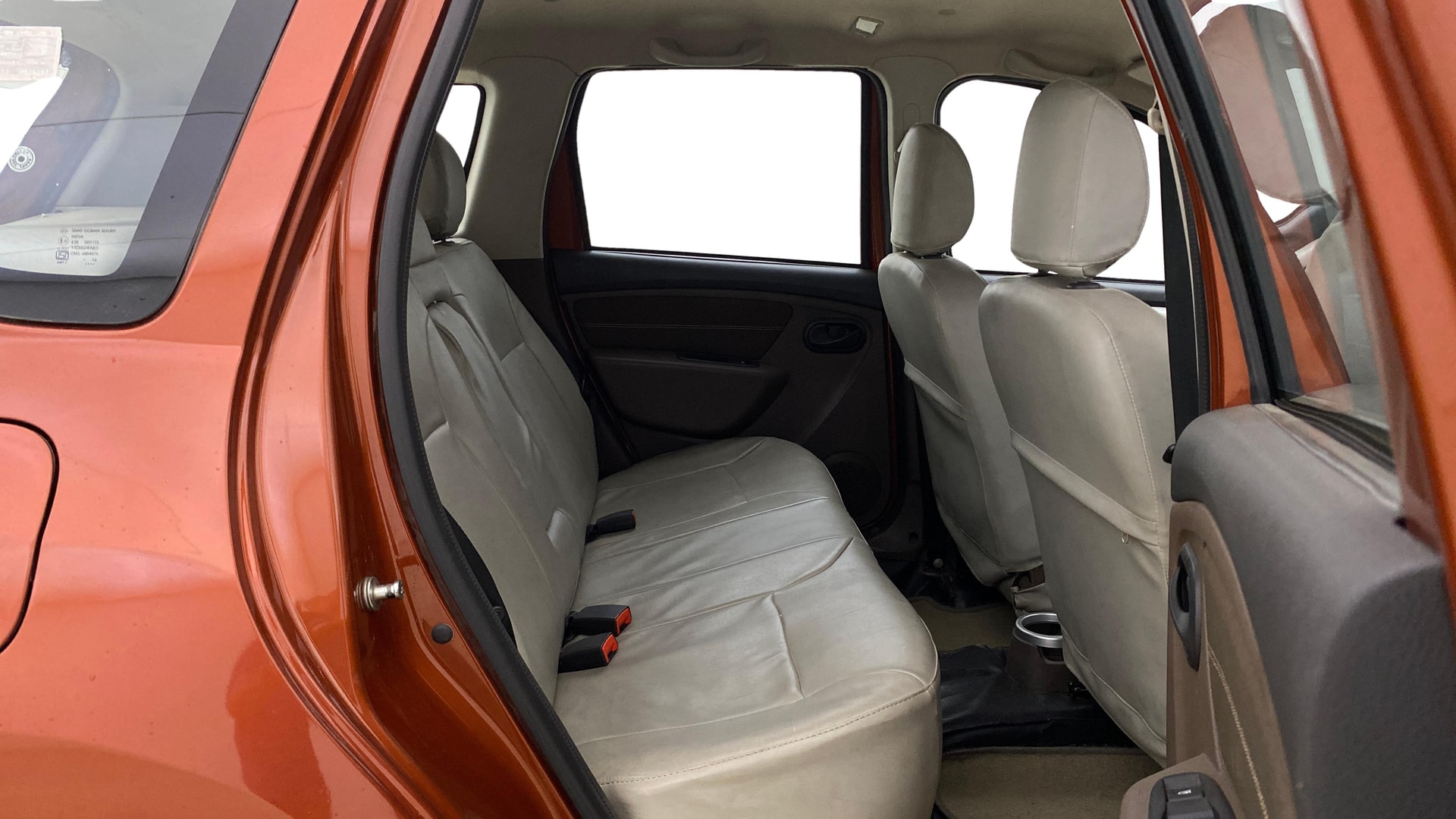 View 2016 Renault Duster Petrol RXL Image 29 Used 2016 Renault Duster Petrol RXL Image 29