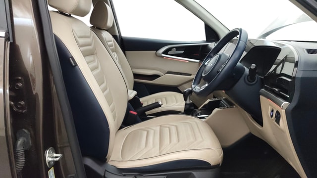 View Kia Carens Image 19 Used Kia Carens Image 19