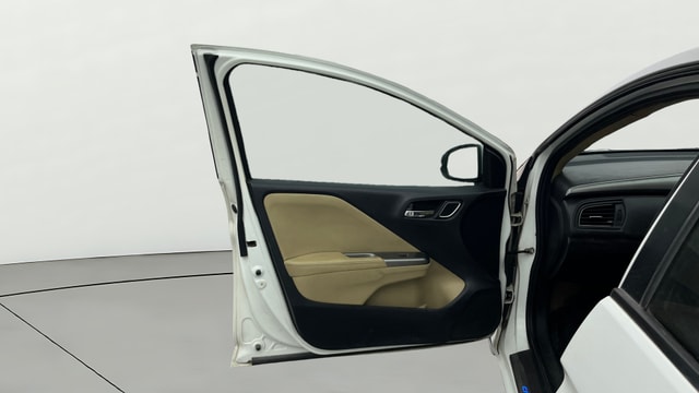 View Honda City ZX Image 32 Used Honda City ZX Image 32