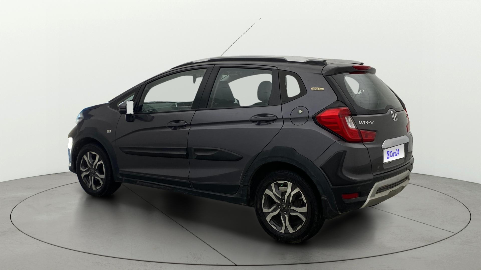 View 2019 Honda WR-V S MT Diesel Edge Edition Image 2 Used 2019 Honda WR-V S MT Diesel Edge Edition Image 2