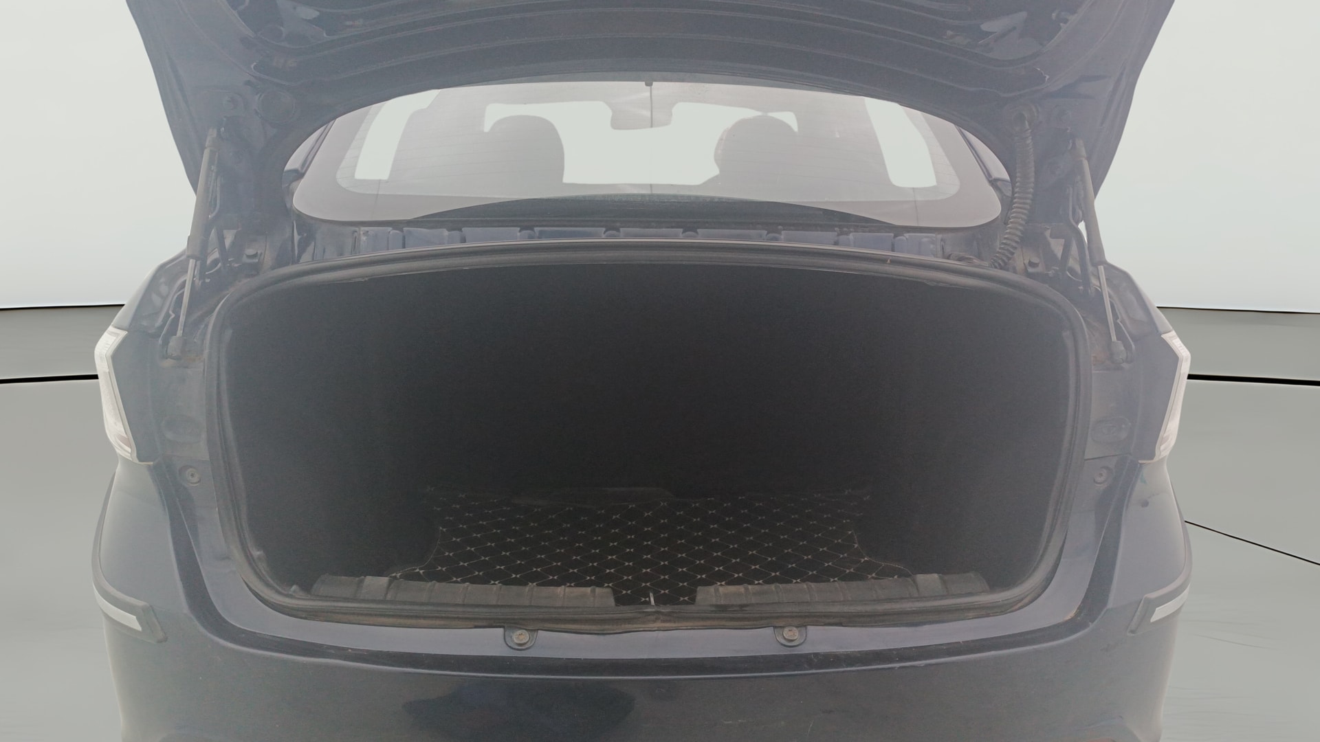 View 2022 Tata Tigor XE Diesel Image 39 Used 2022 Tata Tigor XE Diesel Image 39