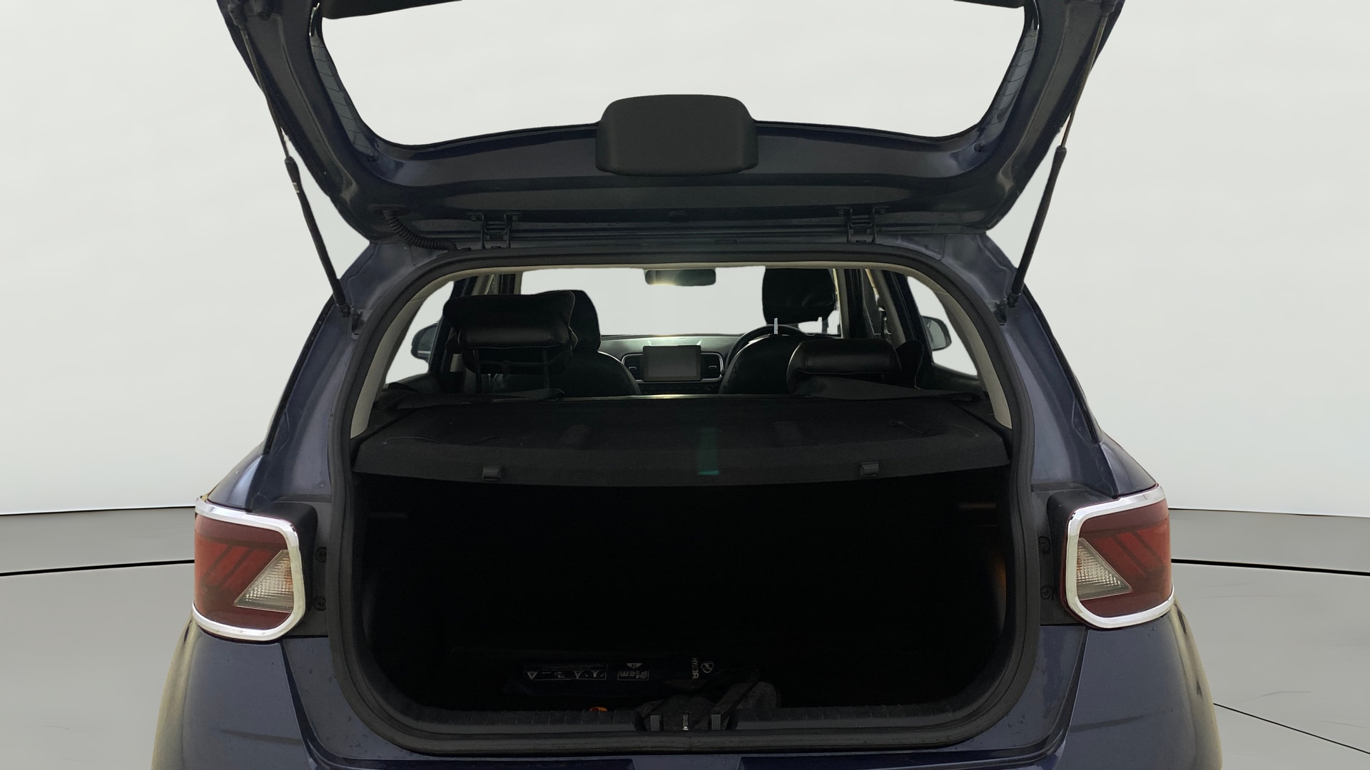 View 2019 Hyundai Venue SX 1.4 Diesel BS IV Image 40 Used 2019 Hyundai Venue SX 1.4 Diesel BS IV Image 40