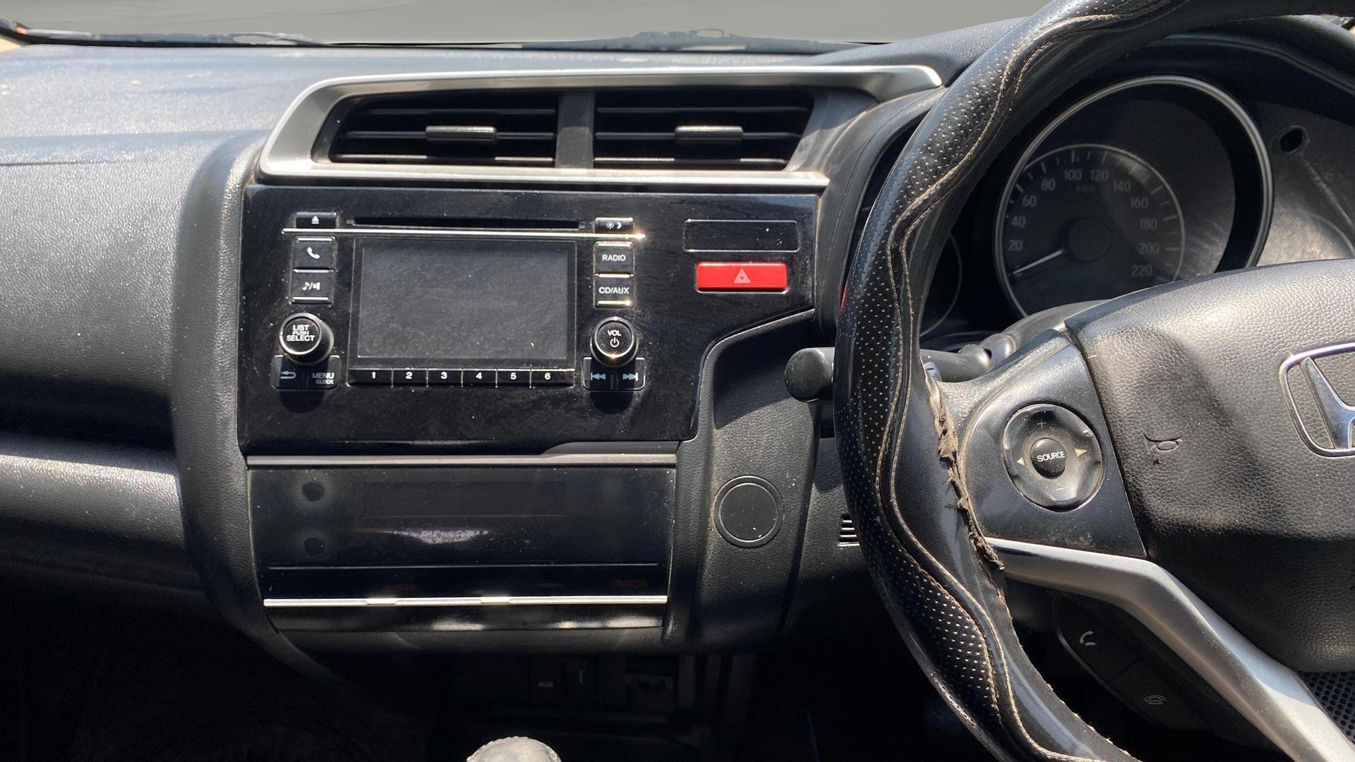 View 2015 Honda Jazz E MT Diesel Image 32 Used 2015 Honda Jazz E MT Diesel Image 32