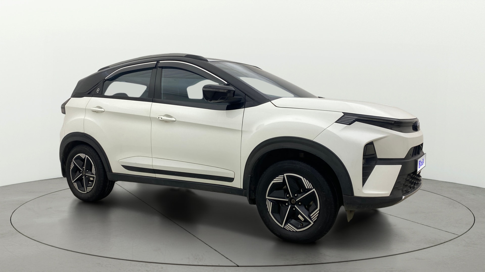 View 2024 Tata Nexon Revotron XE Image 22 Used 2024 Tata Nexon Revotron XE Image 22
