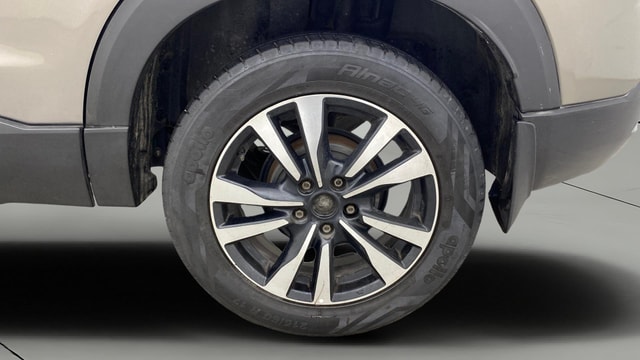 View Nissan Kicks Image 11 Used Nissan Kicks Image 11