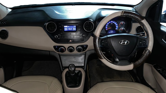 View Hyundai Xcent Image 15 Used Hyundai Xcent Image 15