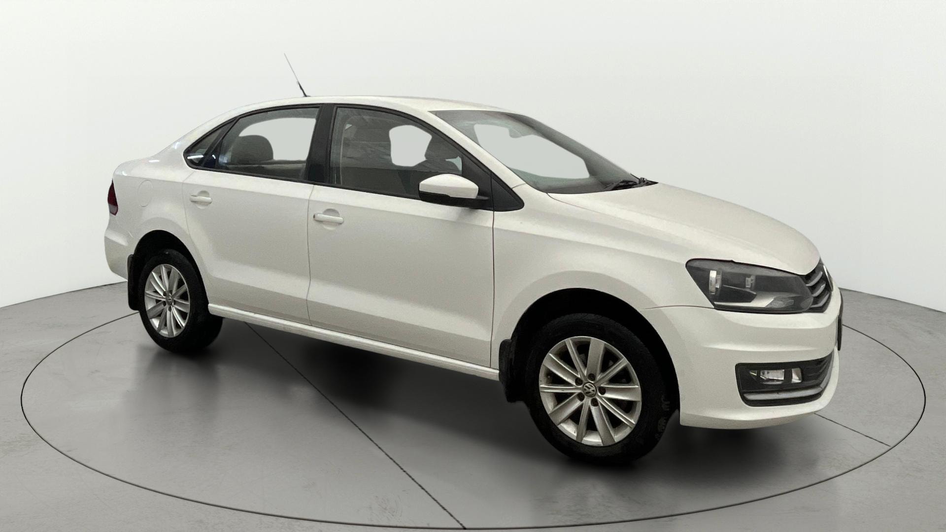 View 2016 Volkswagen Vento DSG Image 22 Used 2016 Volkswagen Vento DSG Image 22