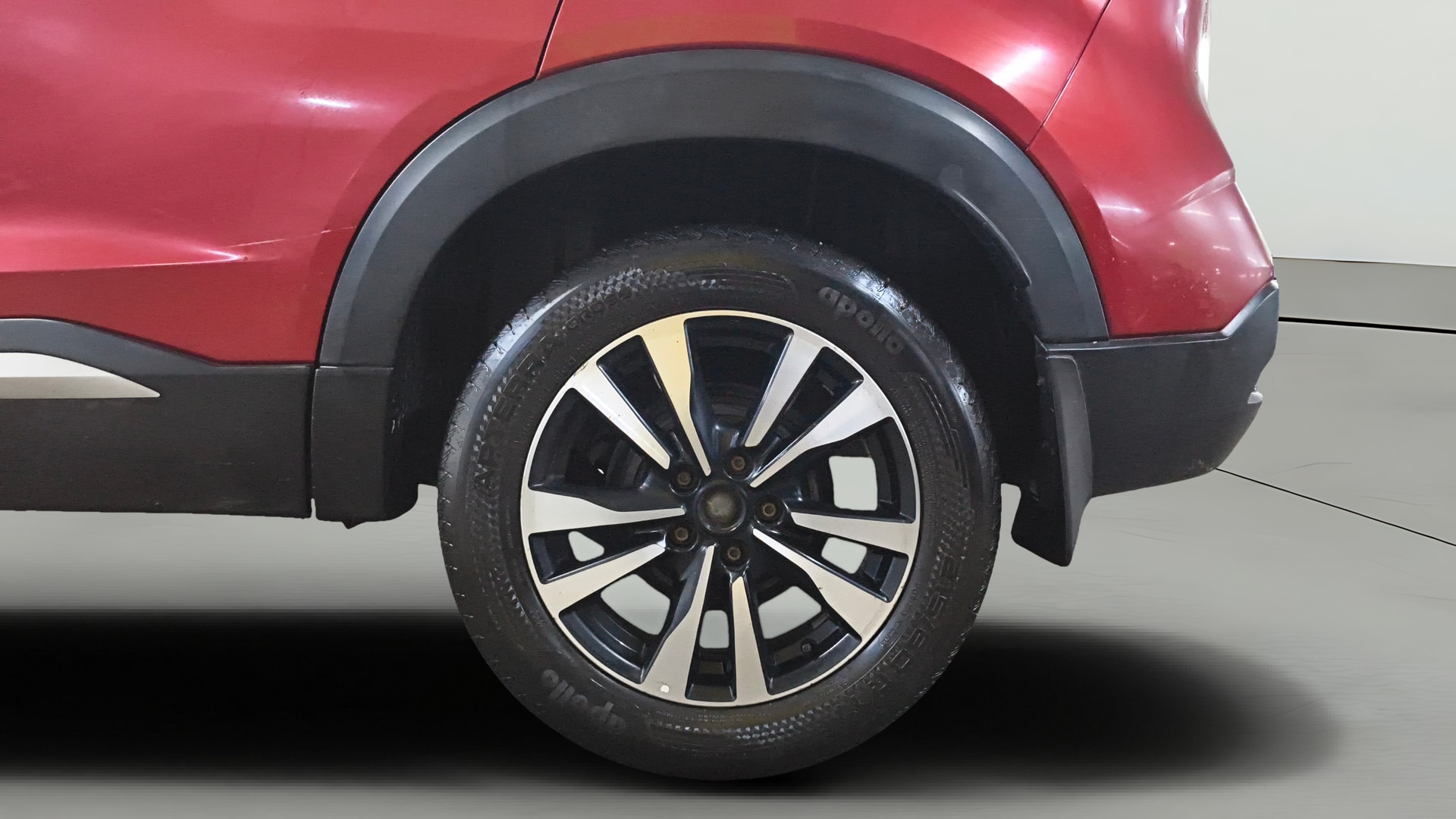 View 2021 Nissan Kicks 1.3 Turbo XV CVT Image 7 Used 2021 Nissan Kicks 1.3 Turbo XV CVT Image 7