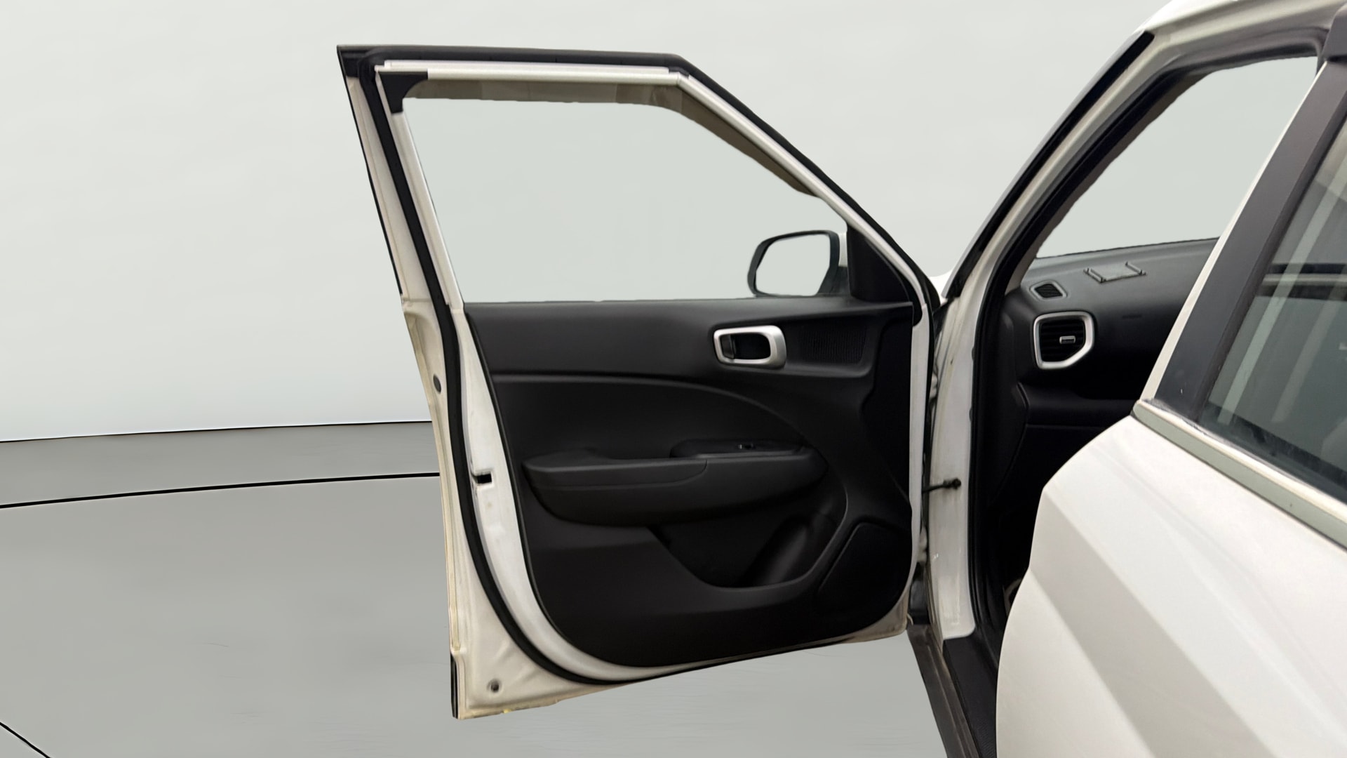View 2020 Hyundai Venue SX 1.0 iMT Petrol Image 33 Used 2020 Hyundai Venue SX 1.0 iMT Petrol Image 33