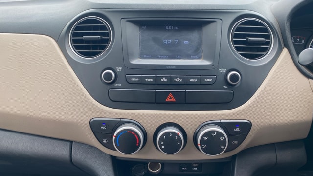 View Hyundai Grand i10 Image 17 Used Hyundai Grand i10 Image 17