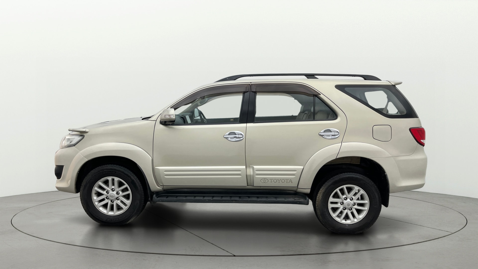 Used 2013 Toyota Fortuner Used 2013 Toyota Fortuner