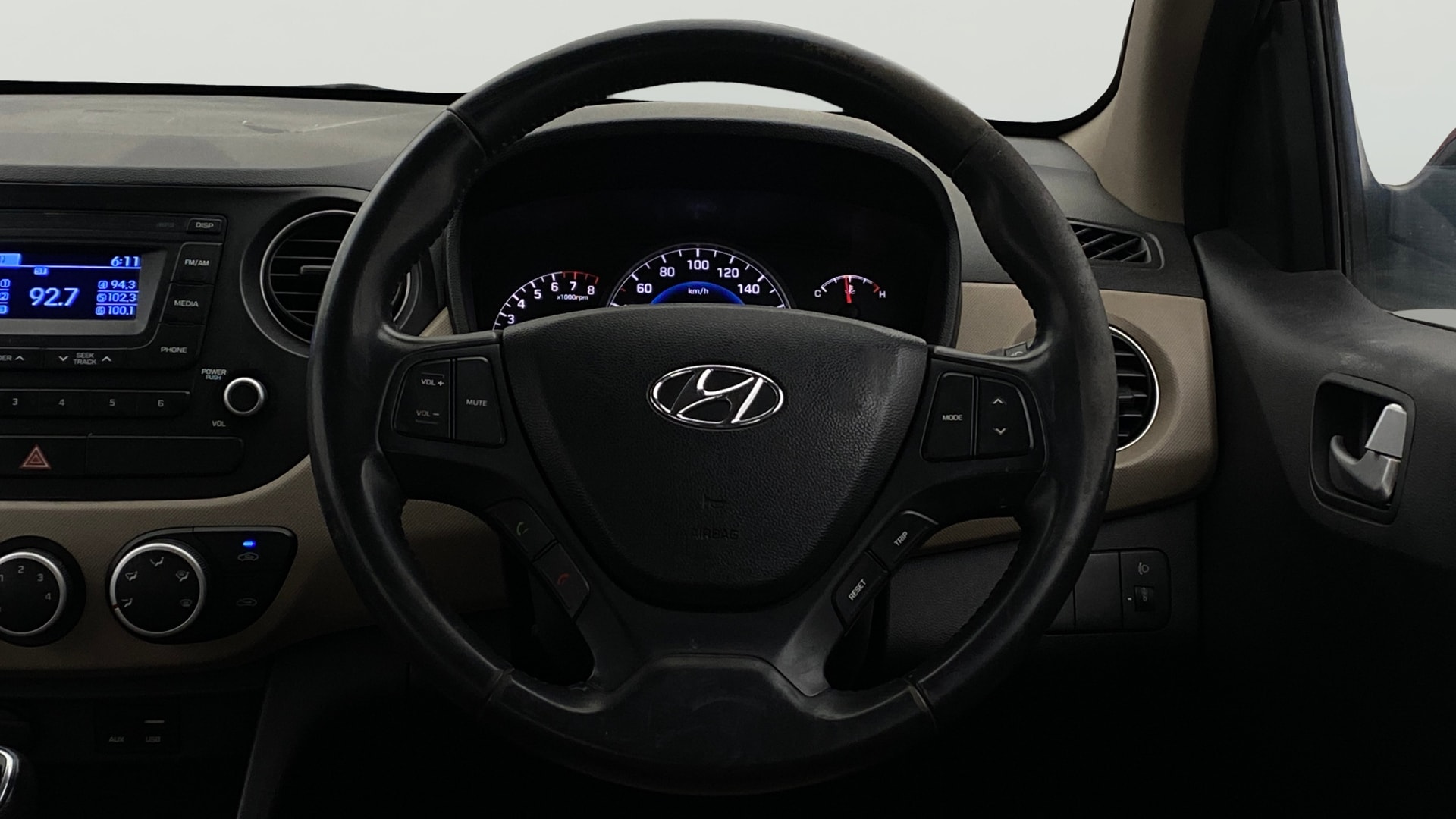Used 2016 Hyundai Grand i10 Used 2016 Hyundai Grand i10