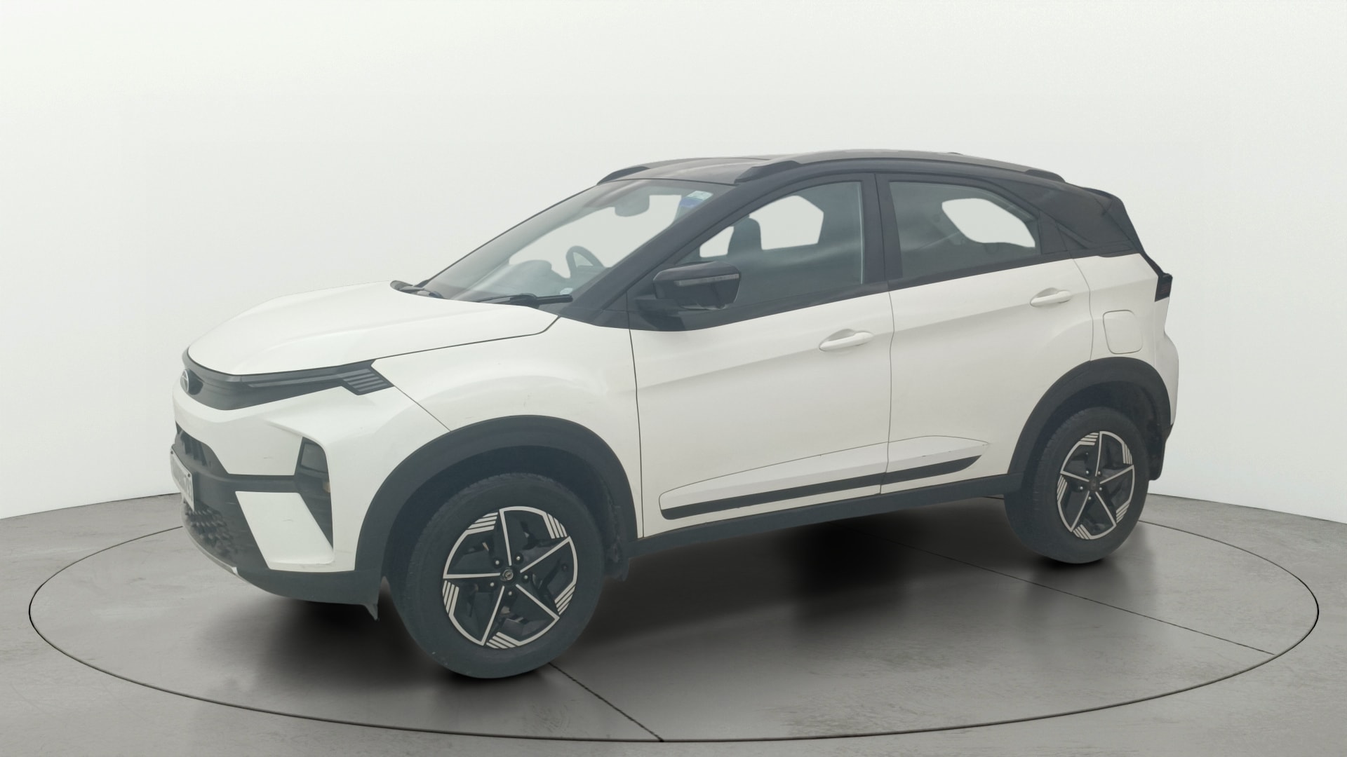 View 2023 Tata Nexon Revotron XE Image 22 Used 2023 Tata Nexon Revotron XE Image 22