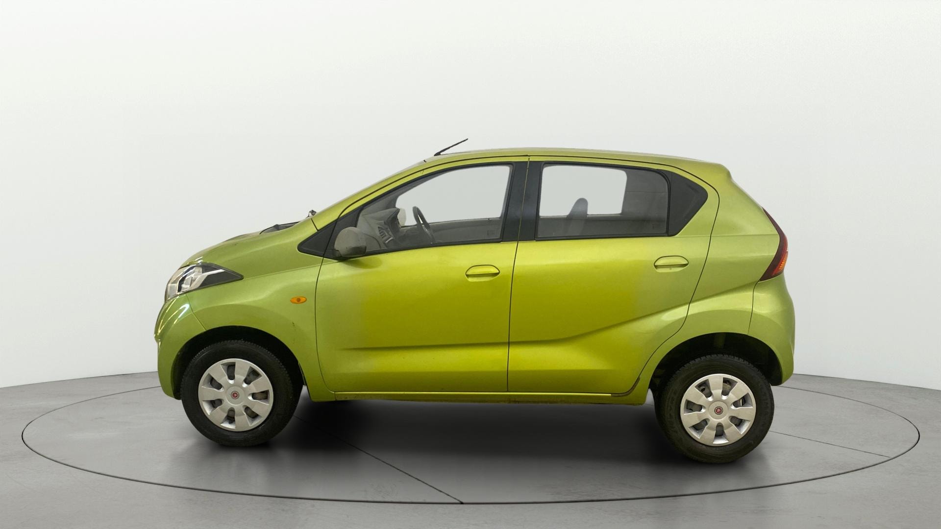View 2016 Datsun Redi GO T(O)-0.8L BS IV Image 5 Used 2016 Datsun Redi GO T(O)-0.8L BS IV Image 5