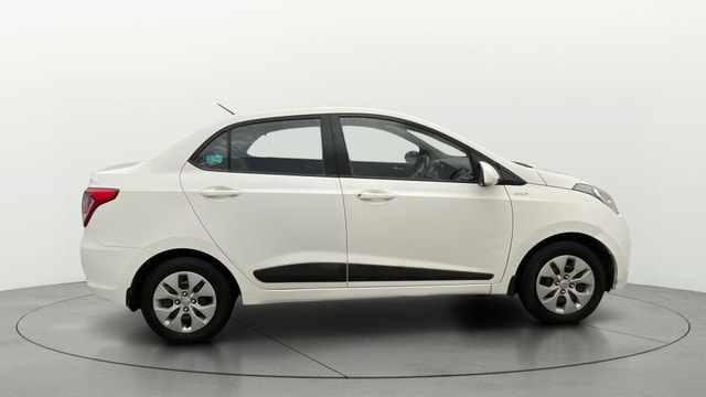 View Hyundai Xcent Image 25 Used Hyundai Xcent Image 25