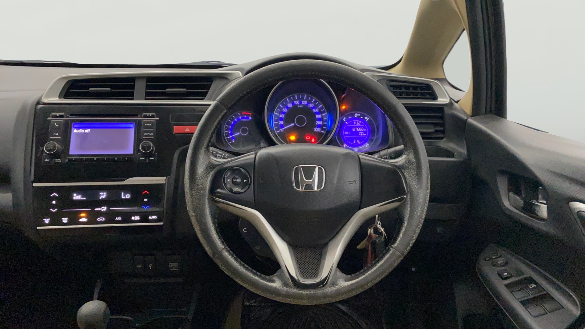 View 2016 Honda Jazz E MT Diesel Image 20 Used 2016 Honda Jazz E MT Diesel Image 20