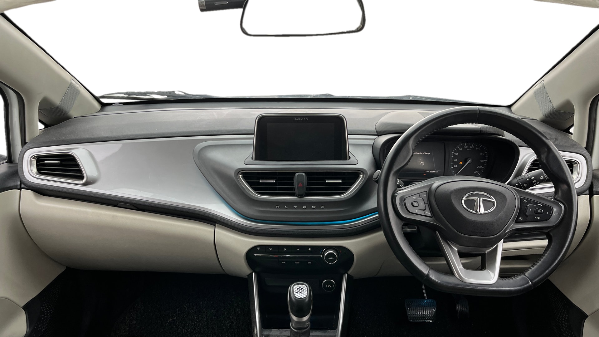 View 2023 Tata Altroz XZ Petrol Image 31 Used 2023 Tata Altroz XZ Petrol Image 31