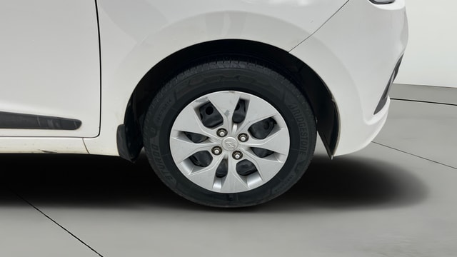 View Hyundai Xcent Image 39 Used Hyundai Xcent Image 39