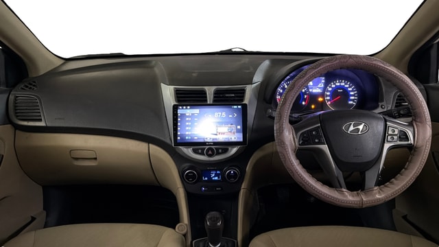 View Hyundai Verna Image 29 Used Hyundai Verna Image 29