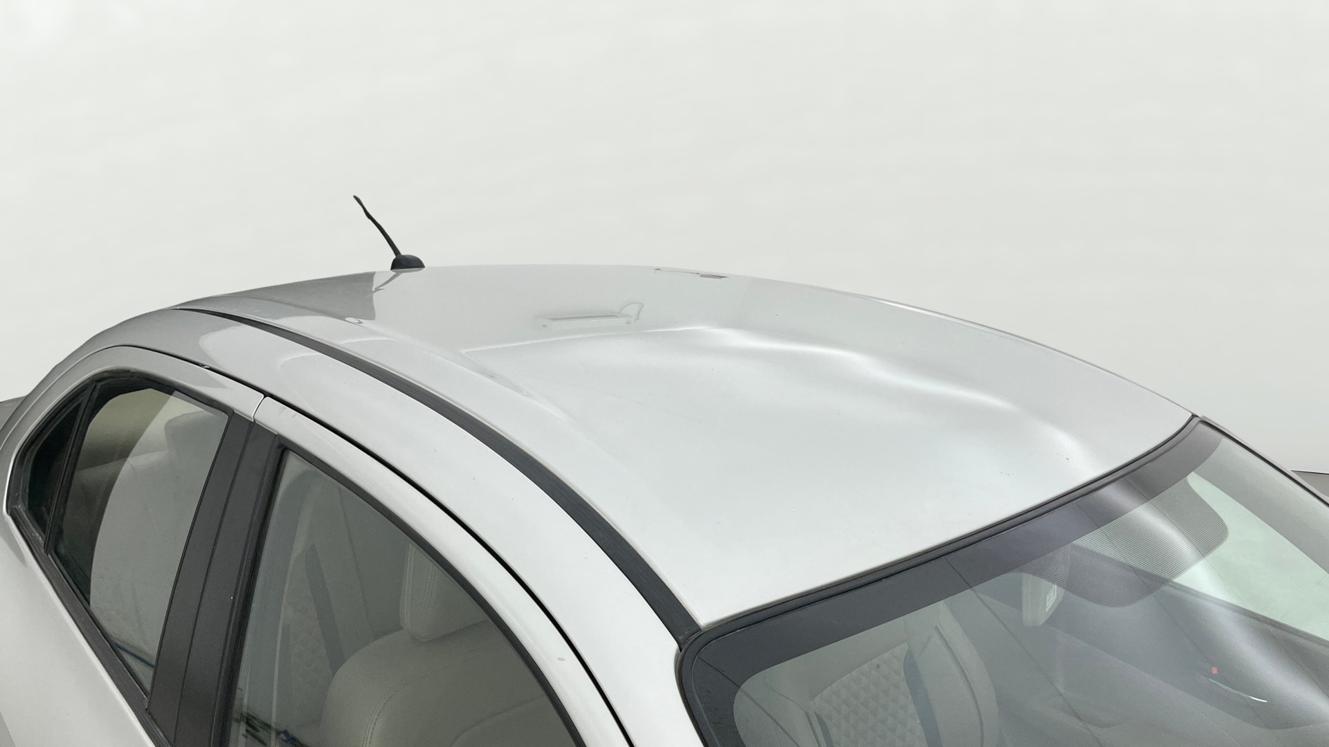 View 2019 Maruti Suzuki 1000 Base Variant Image 4 Used 2019 Maruti Suzuki 1000 Base Variant Image 4