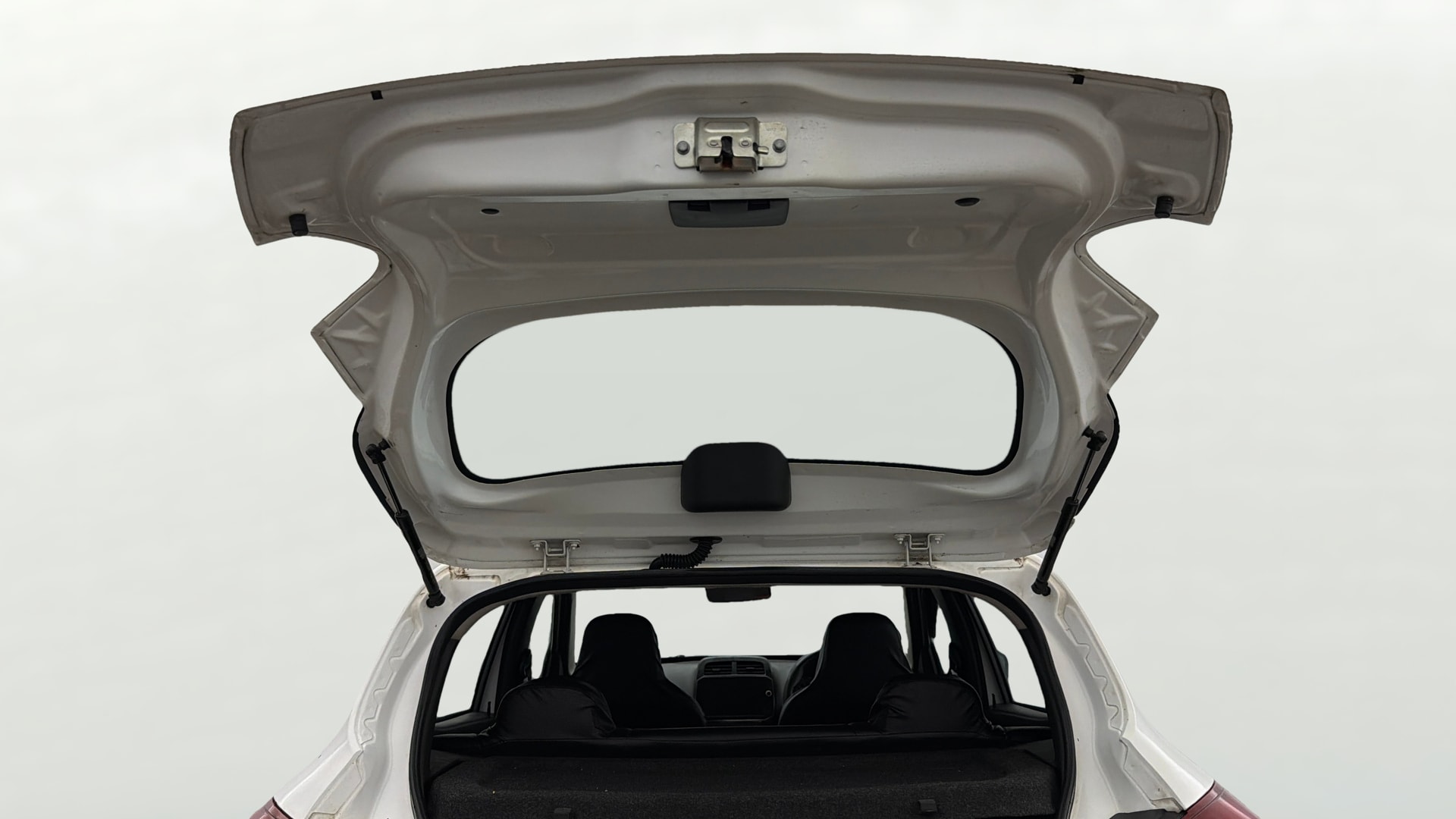View 2025 Renault Kwid RXT 1.0 Image 30 Used 2025 Renault Kwid RXT 1.0 Image 30