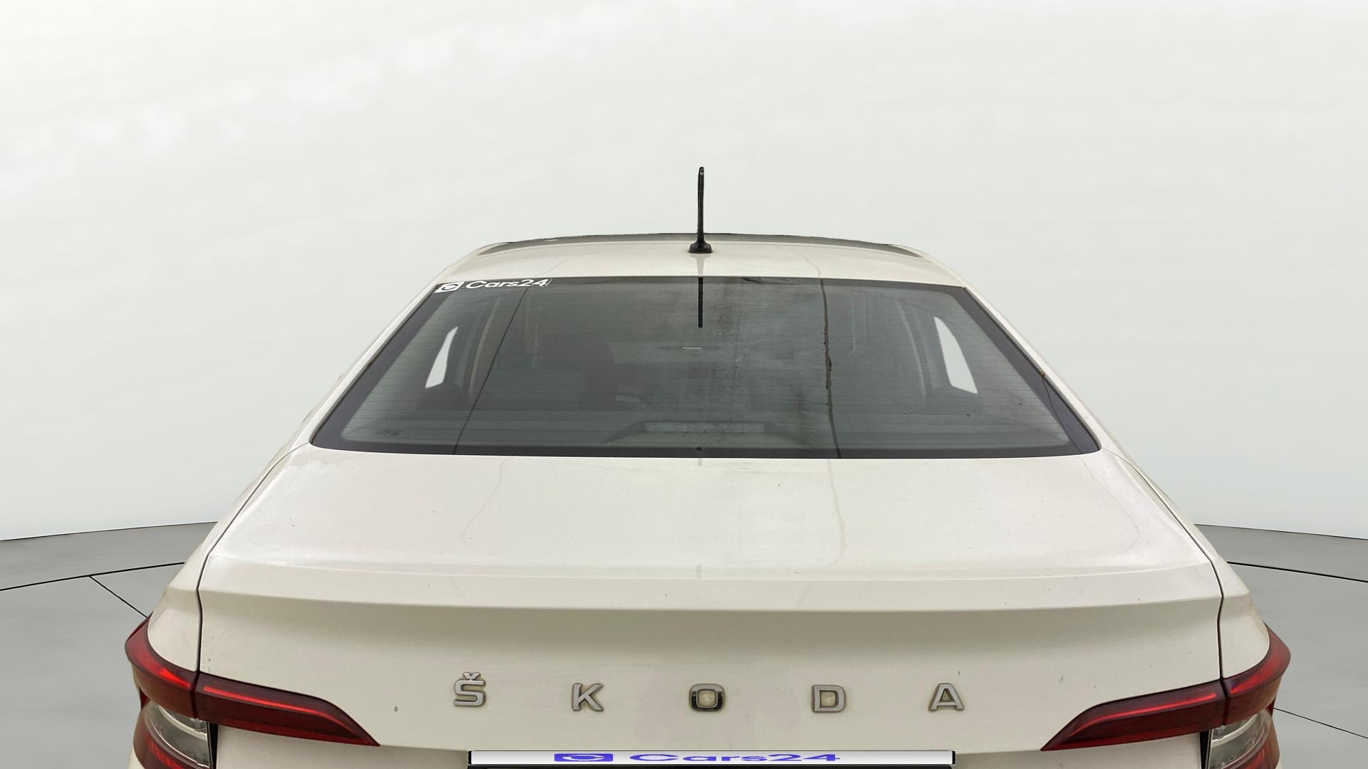 View 2023 Skoda Slavia Active 1.0 TSI MT Image 4 Used 2023 Skoda Slavia Active 1.0 TSI MT Image 4