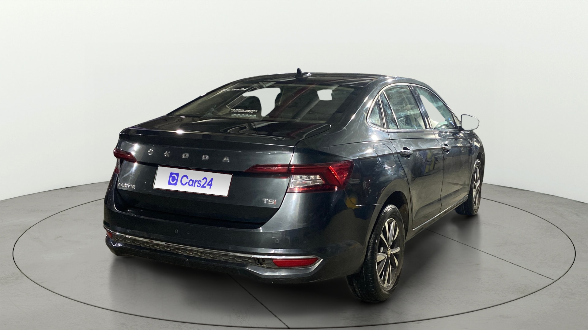 View 2023 Skoda Slavia Style 1.5 TSI MT Image 44 Used 2023 Skoda Slavia Style 1.5 TSI MT Image 44