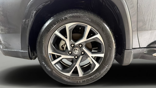 View Toyota Urban Cruiser Hyryder Image 36 Used Toyota Urban Cruiser Hyryder Image 36