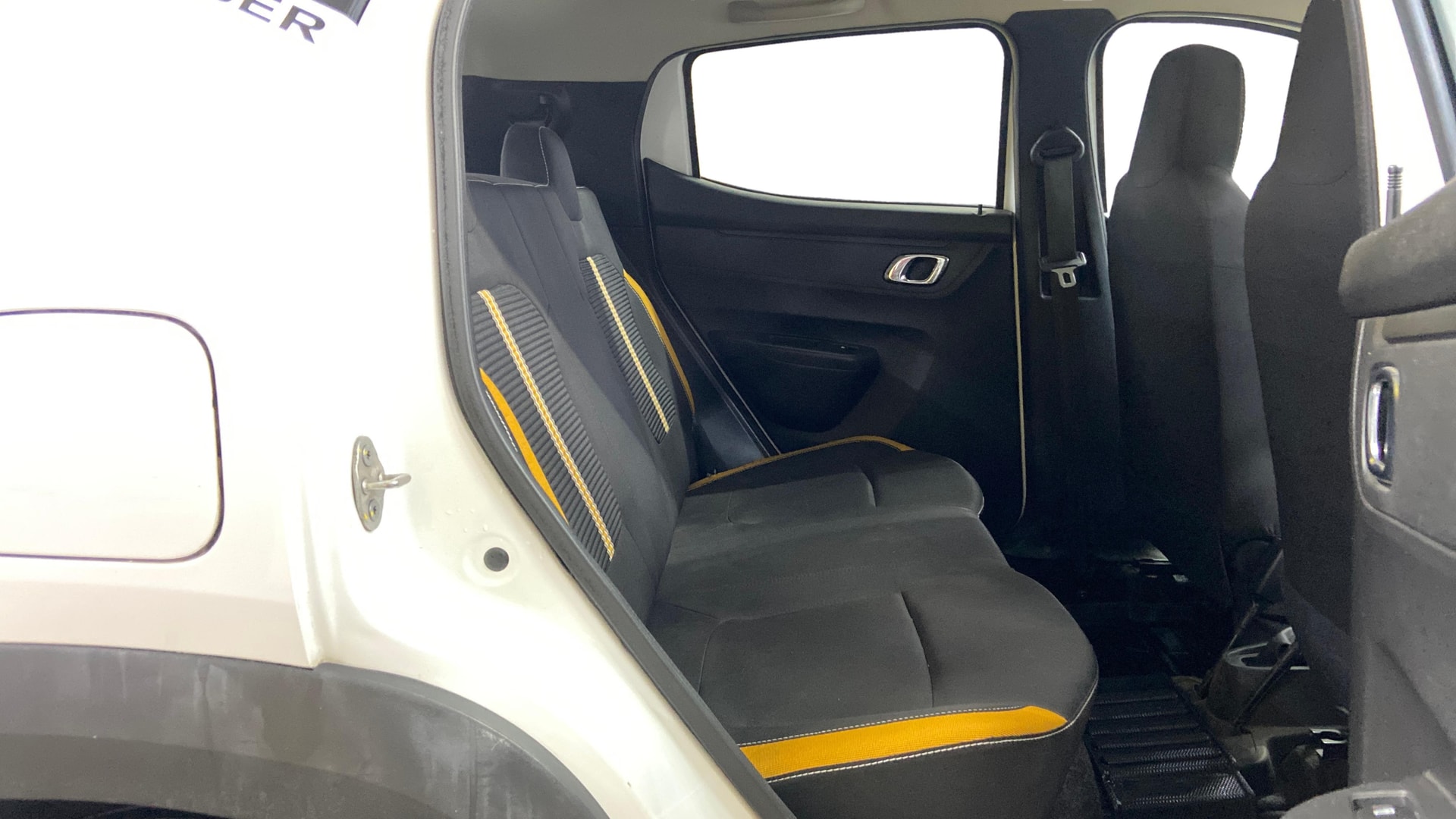 View 2023 Renault Kwid RXL 1.0 BS IV Image 29 Used 2023 Renault Kwid RXL 1.0 BS IV Image 29