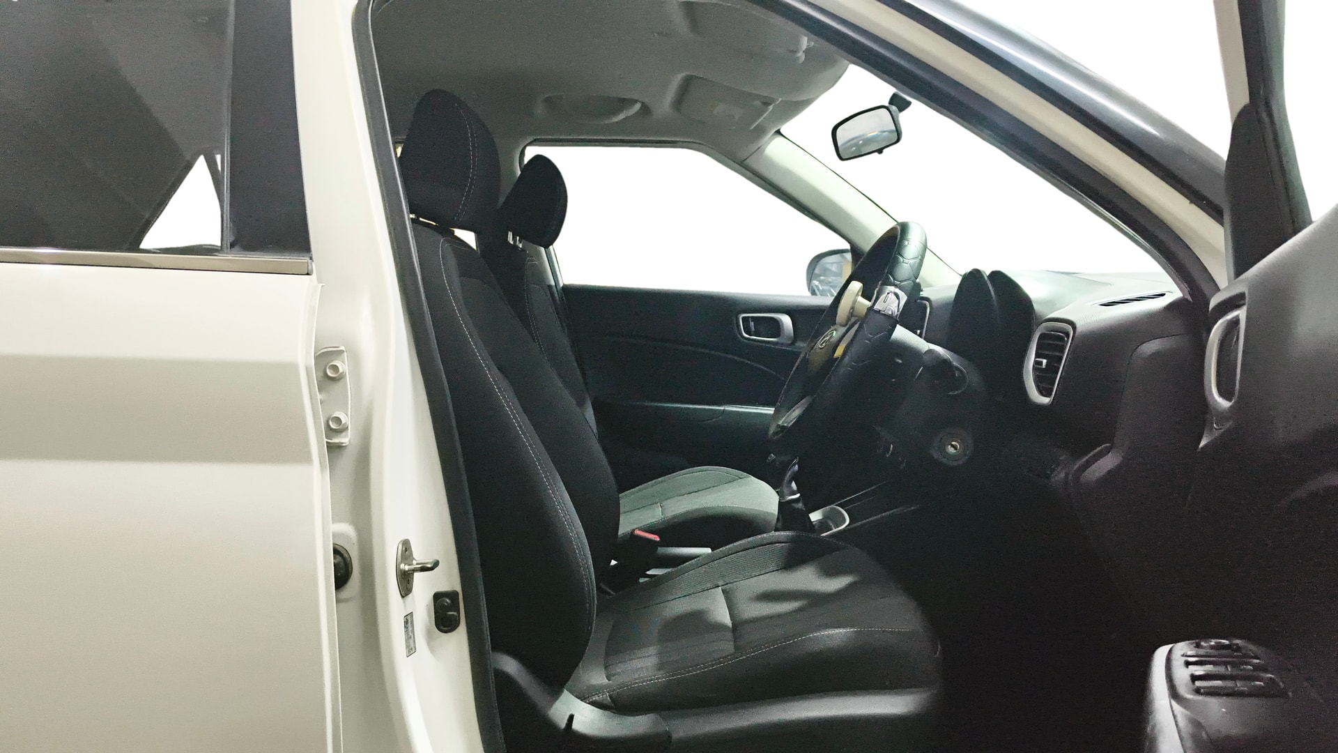 View 2019 Hyundai Venue E 1.2 Petrol BS IV Image 26 Used 2019 Hyundai Venue E 1.2 Petrol BS IV Image 26