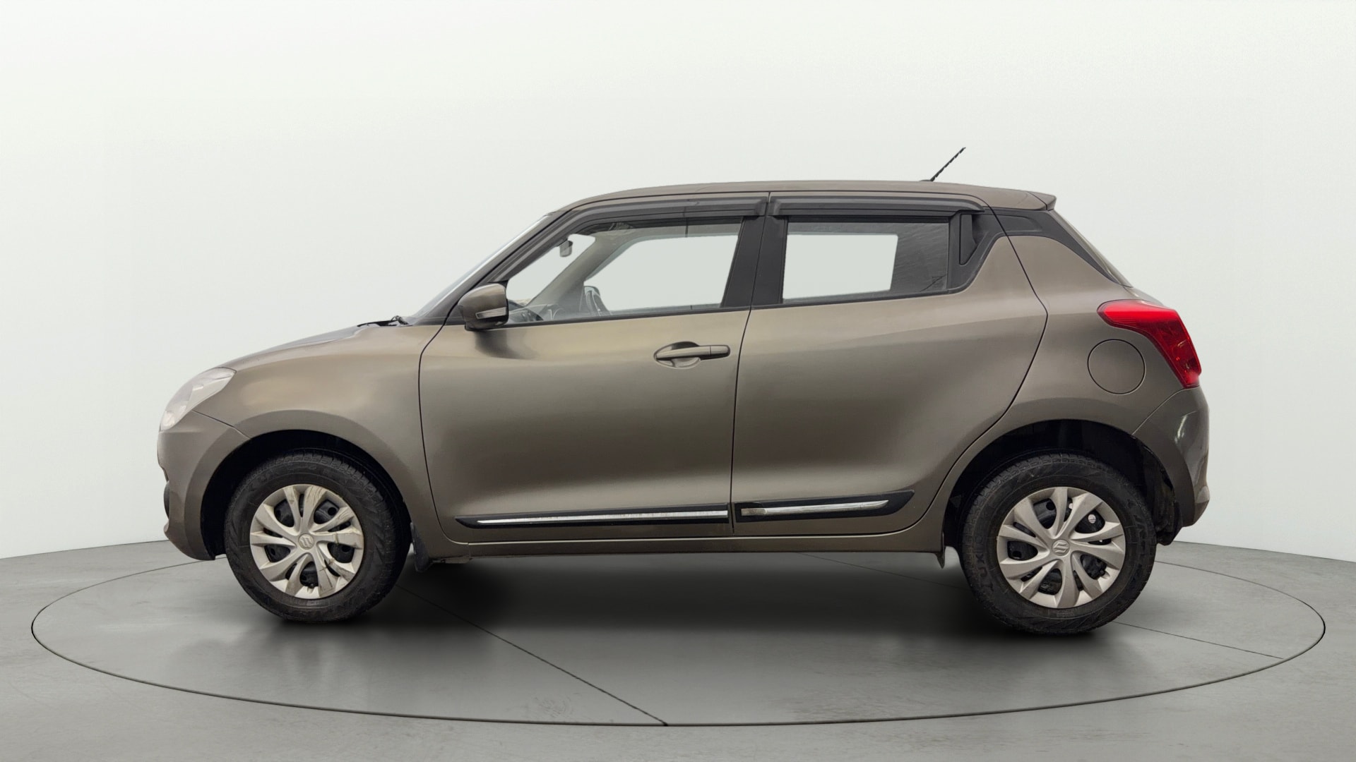 View 2022 Maruti Suzuki 1000 Base Variant Image 5 Used 2022 Maruti Suzuki 1000 Base Variant Image 5