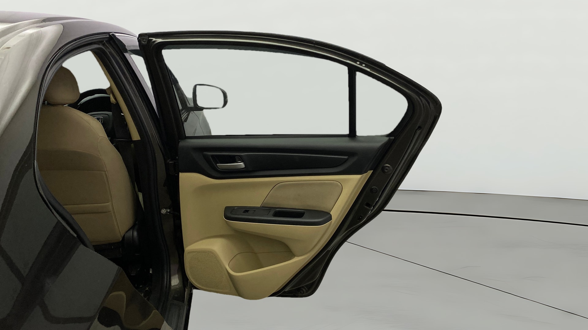 View 2022 Honda Amaze E MT Petrol BS IV Image 7 Used 2022 Honda Amaze E MT Petrol BS IV Image 7