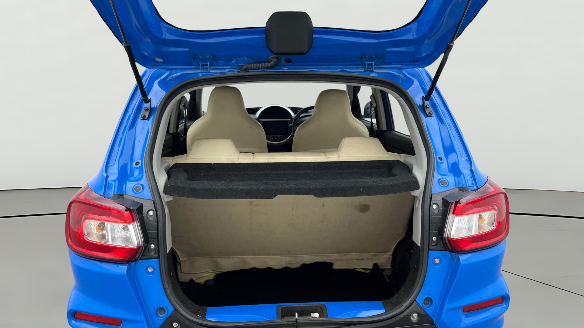 View 2023 Maruti Suzuki 1000 Base Variant Image 36 Used 2023 Maruti Suzuki 1000 Base Variant Image 36