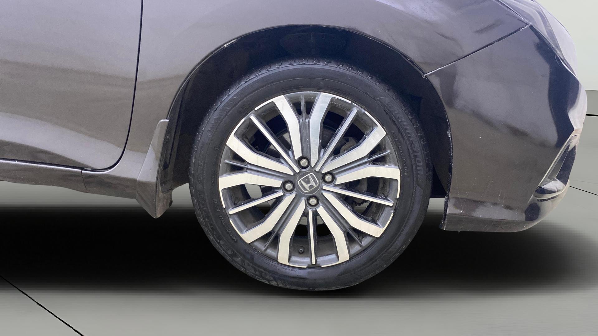 View 2020 Honda City ZX MT Diesel Anniversary Edition Image 43 Used 2020 Honda City ZX MT Diesel Anniversary Edition Image 43
