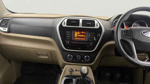 View Mahindra TUV300 Image 32 Used Mahindra TUV300 Image 32