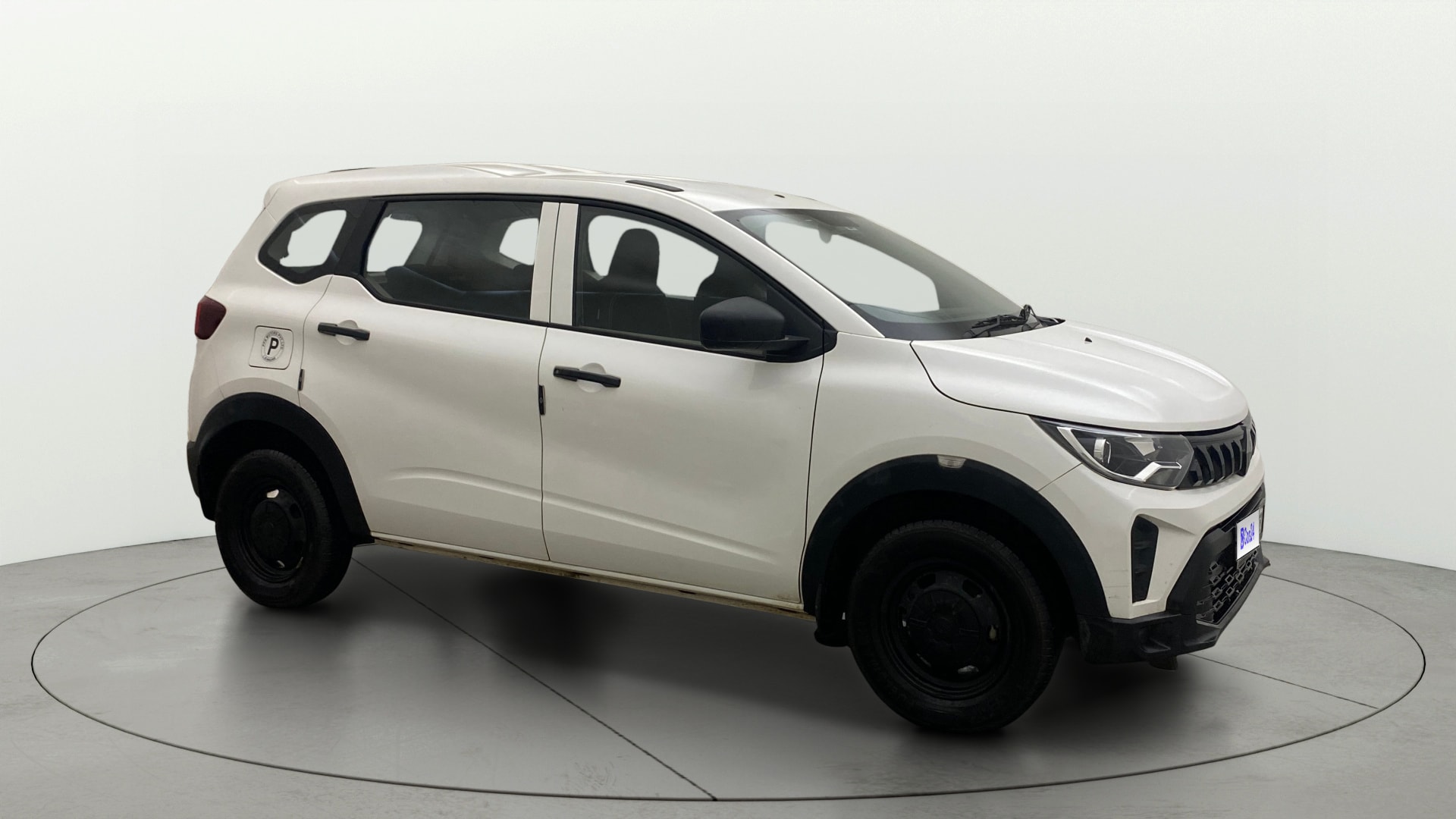 View 2025 Renault Triber Emotion Image 22 Used 2025 Renault Triber Emotion Image 22