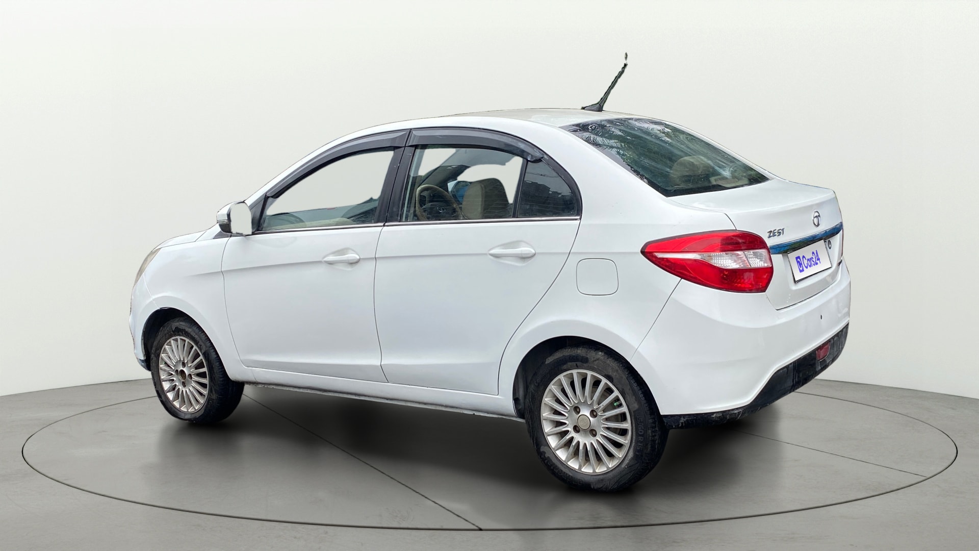 View 2015 Tata Zest XT Petrol Image 2 Used 2015 Tata Zest XT Petrol Image 2