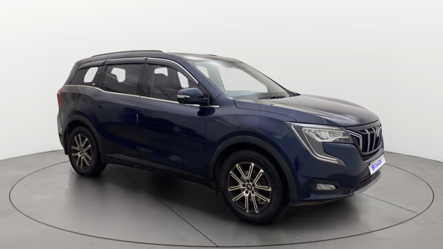 View Mahindra XUV700 Image 15 Used Mahindra XUV700 Image 15