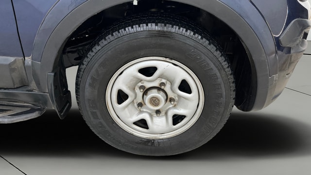 View Tata Hexa Image 41 Used Tata Hexa Image 41
