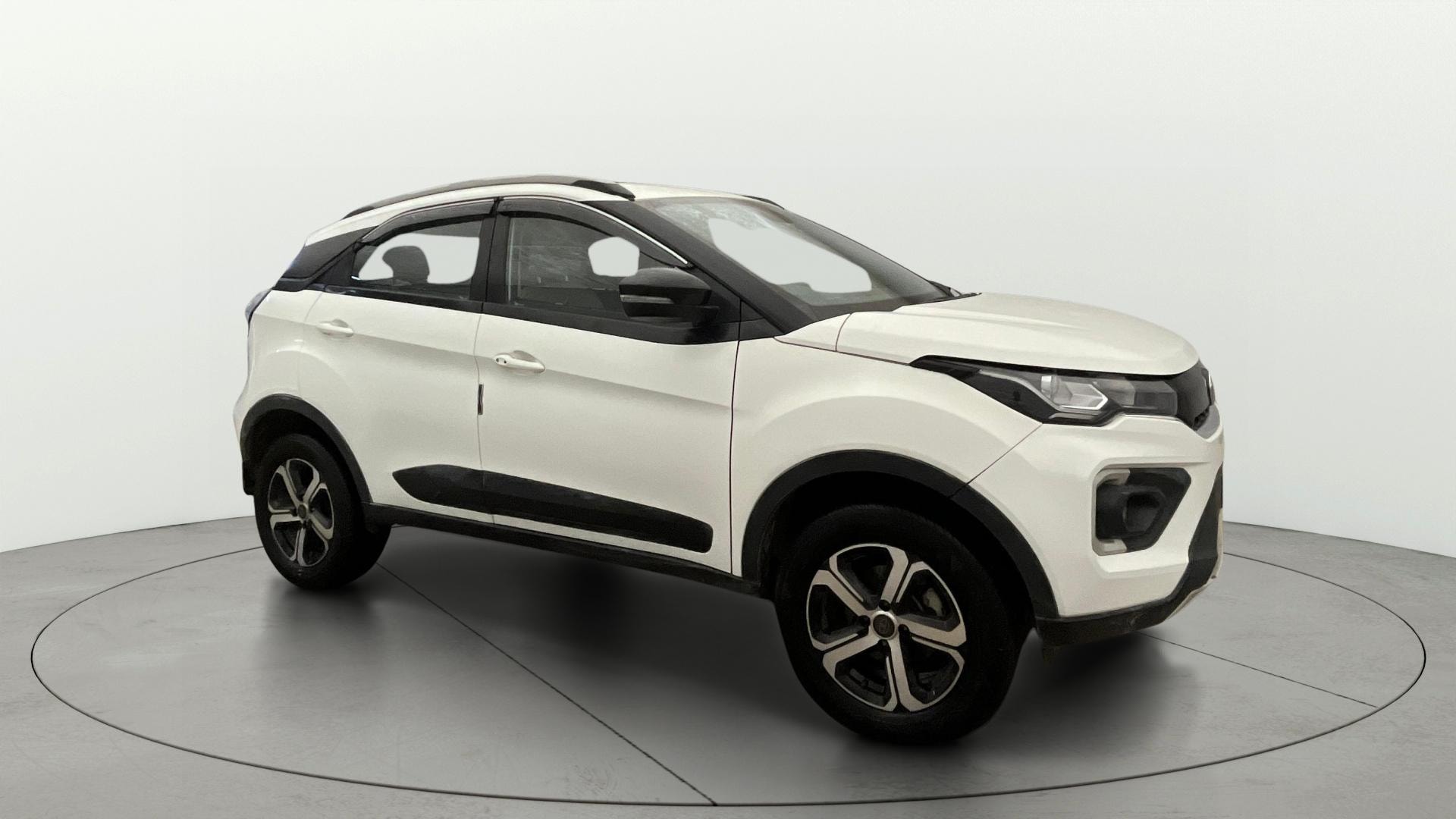 View 2023 Tata Nexon Revotron XE Image 22 Used 2023 Tata Nexon Revotron XE Image 22