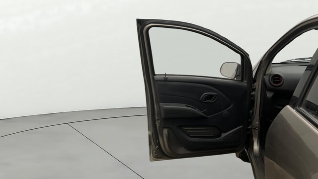 View Datsun Redi GO Image 35 Used Datsun Redi GO Image 35