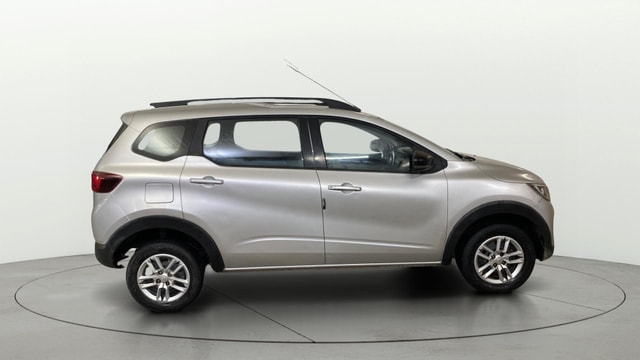 View Renault Triber Image 8 Used Renault Triber Image 8