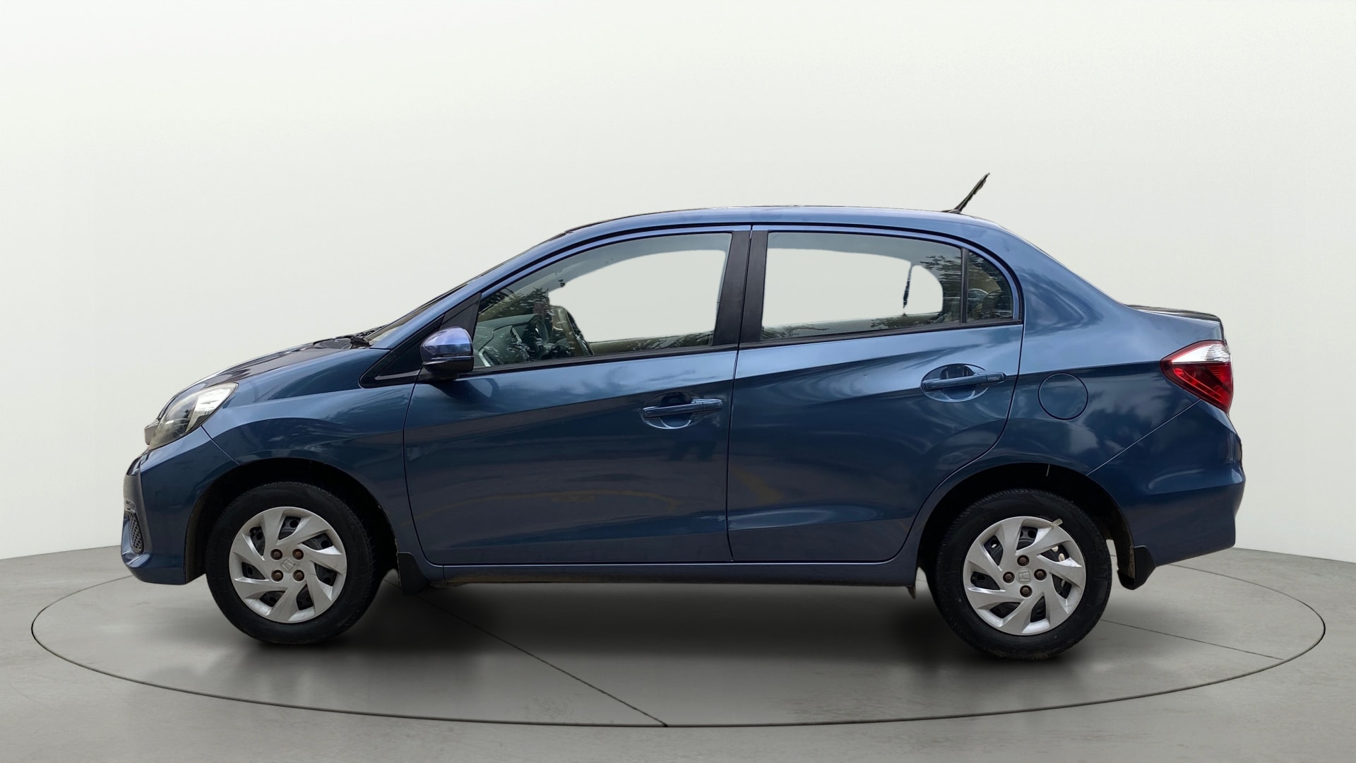 View 2016 Honda Amaze E MT Petrol BS IV Image 5 Used 2016 Honda Amaze E MT Petrol BS IV Image 5