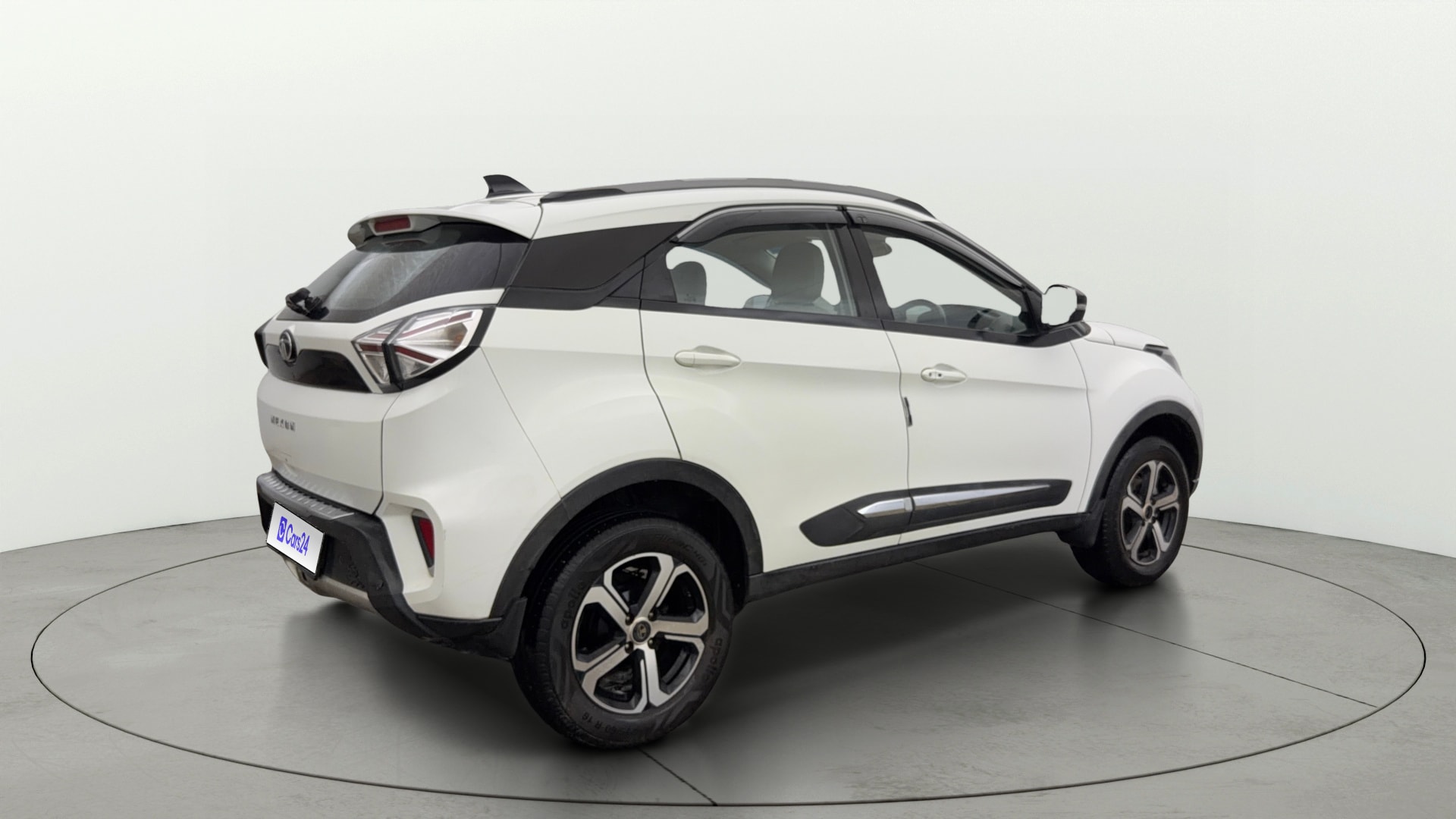 View 2022 Tata Nexon Revotron XZA Plus AMT Image 46 Used 2022 Tata Nexon Revotron XZA Plus AMT Image 46