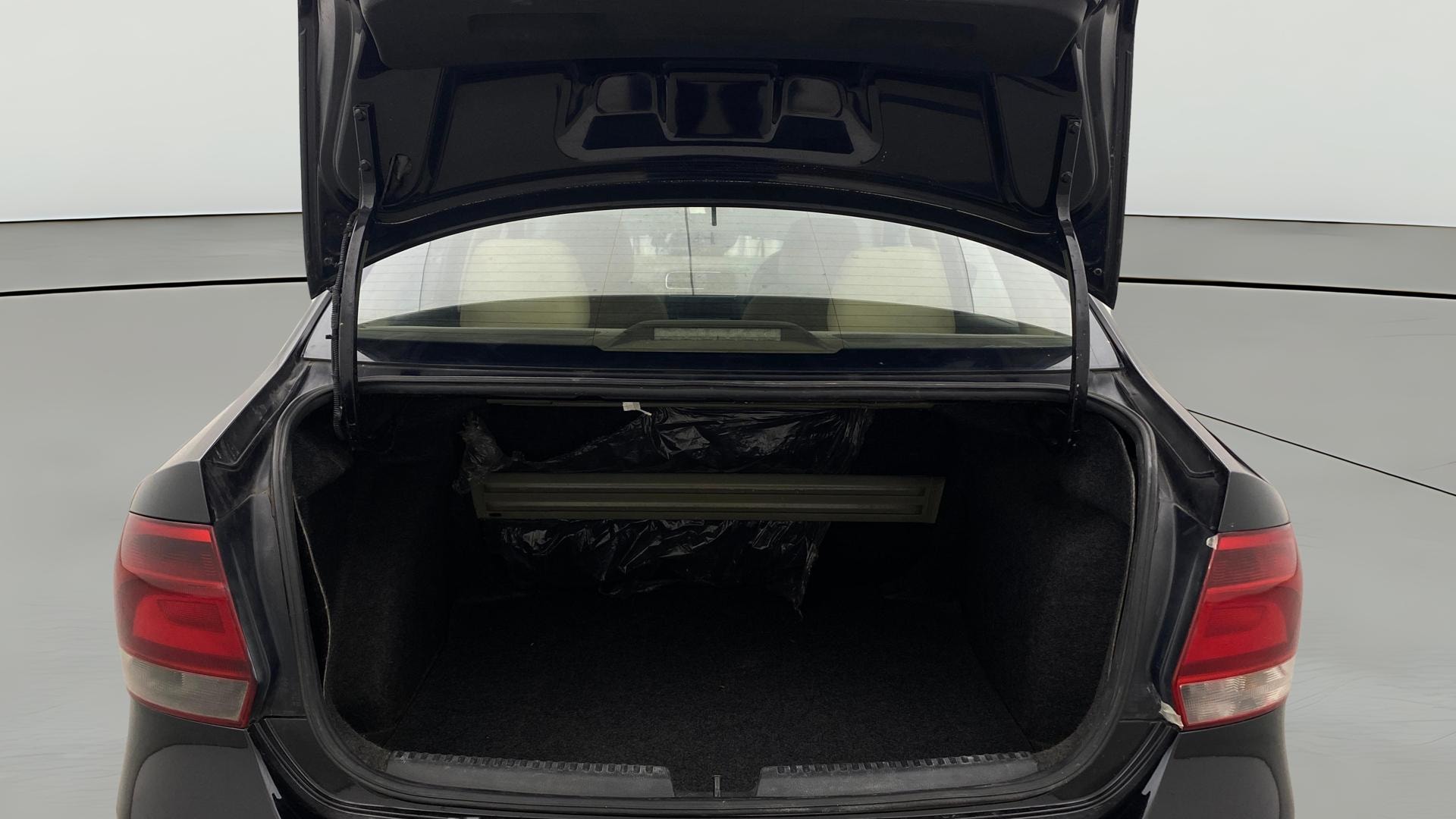 View 2012 Volkswagen Vento 1.2 L TSI Comfortline Petrol AT Image 37 Used 2012 Volkswagen Vento 1.2 L TSI Comfortline Petrol AT Image 37